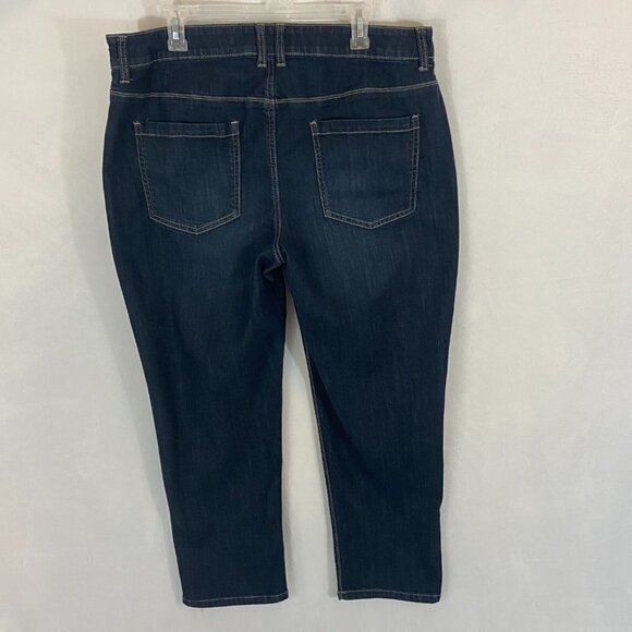 Chicos Platinum Jeans Women's Size 38 (38 x 27) Dark Wash Straight Leg - Picture 3 of 10